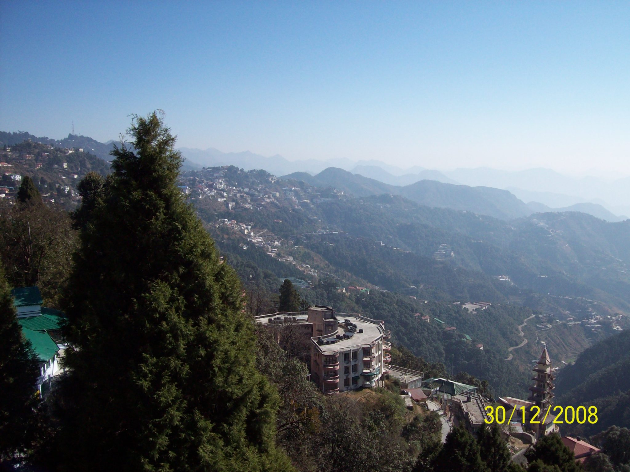 mussorie-from-the-other-end-towards-dunsvirkcourt