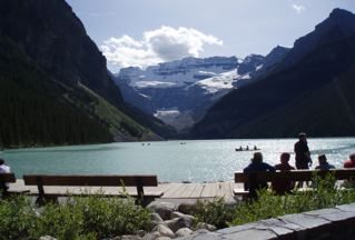 lake-louise-a-view-from-chateau-hotel