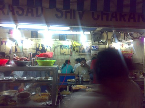 image-1-munish-bhya-at-paranthe-wali-gali