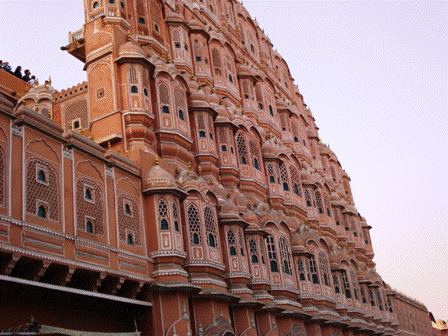 hawa-mahal-the-landmark-monument-of-jaipur