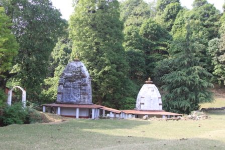 Binsar Temple .. Jungle ke beech main