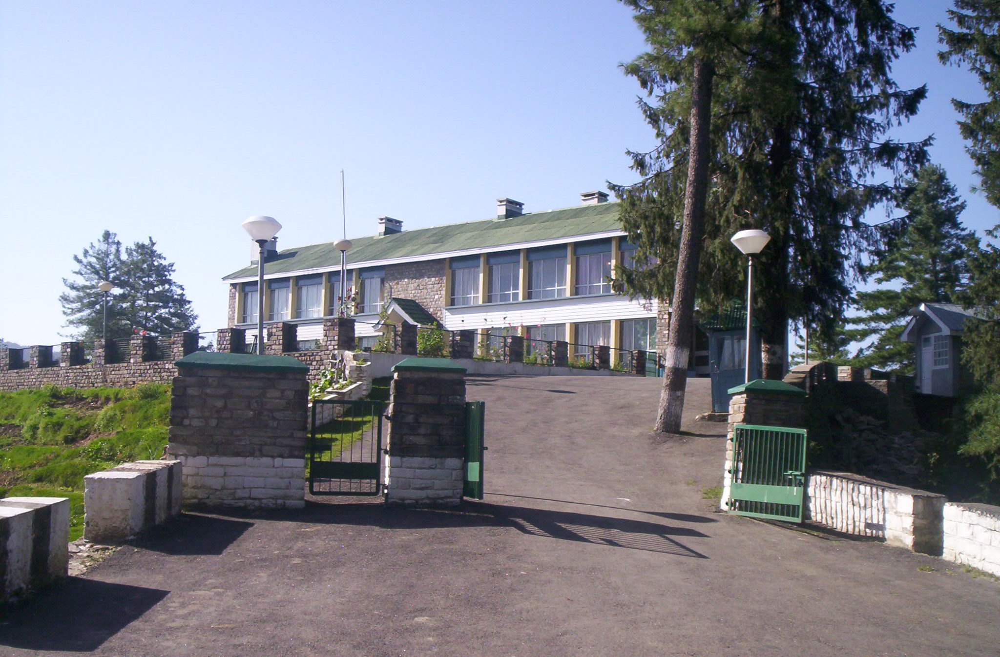 Aisi diwangi song shot here