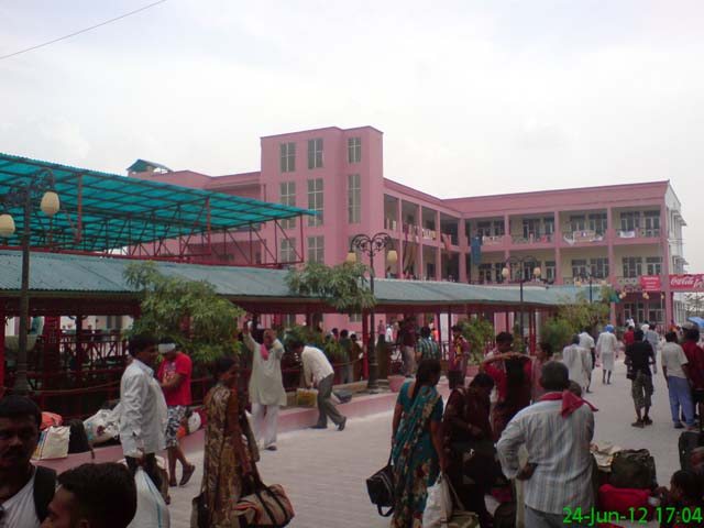 Yatri Niwas (Base Camp for Amarnath Yatra) at Bhagwati Nagar.