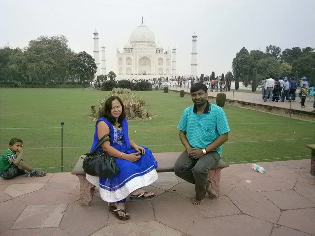 हम दोनों