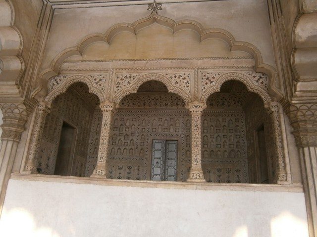 किले के अन्दर का एक दृश्य