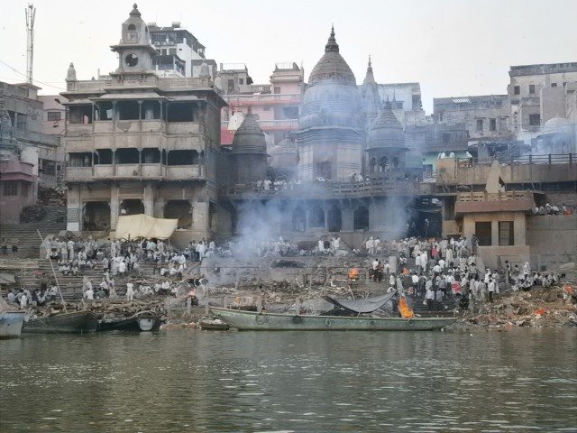 मणिकर्णिका घाट - मोक्ष प्राप्ति का मार्ग 