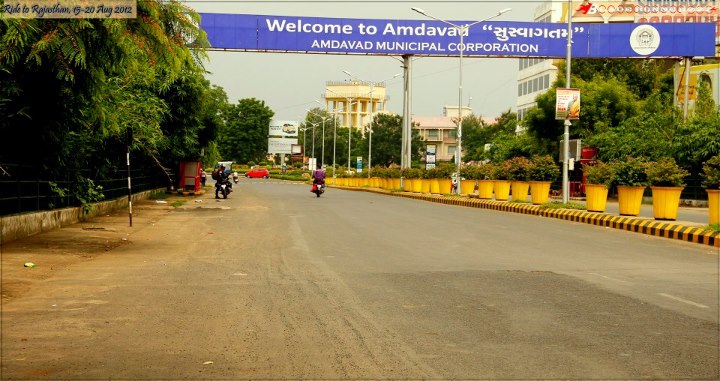 226142_371637512907034_1383430908_n