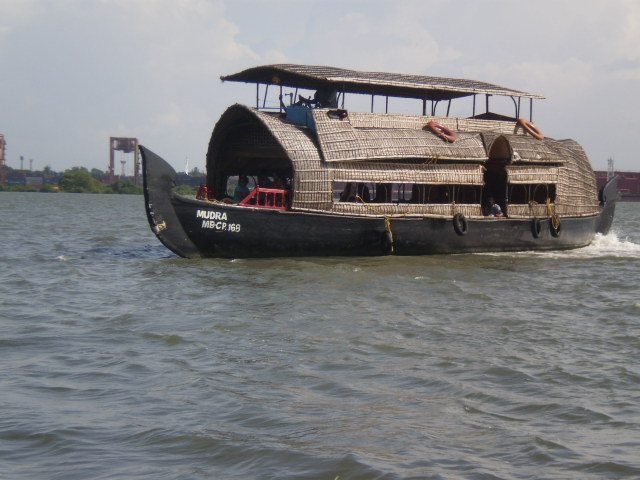 Country type open canoe