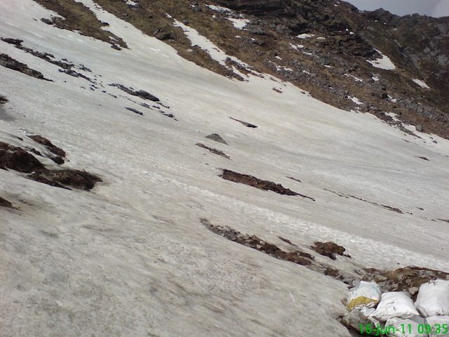 ग्लेशियर पास से