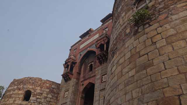 Talaaqi Darwaza