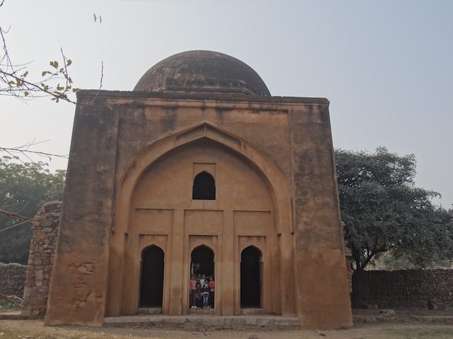 Tohfewala Gumbad Masjid