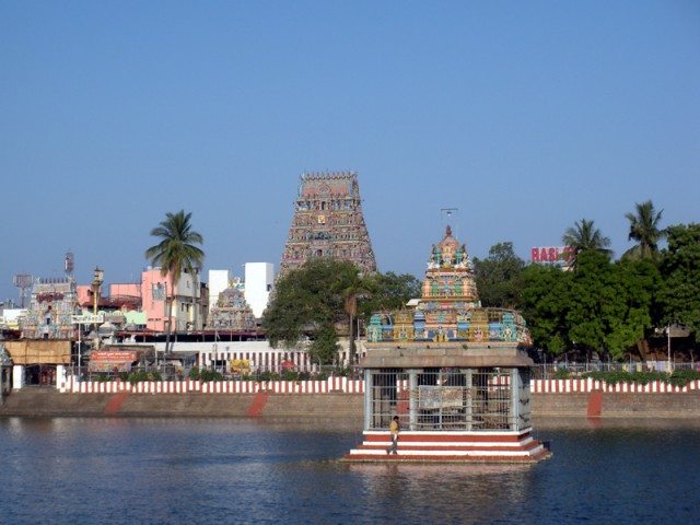  Kapaleeswarar temple tank(www.wikipedia.org)