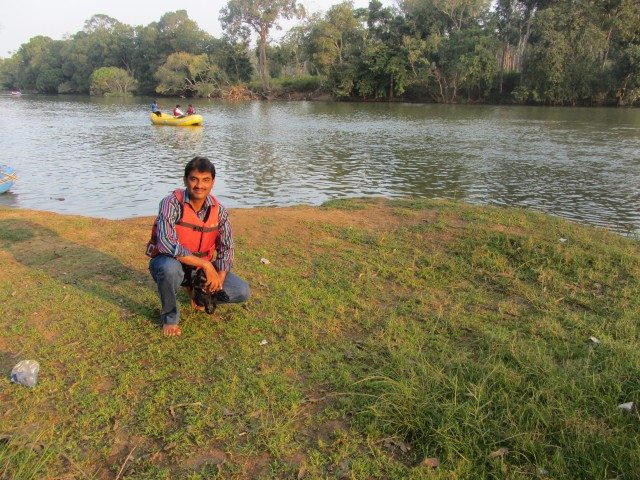 Using the break in the ride to click some pictures