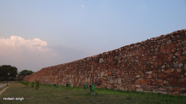 Qila Rai Pithora - Press Enclave Road