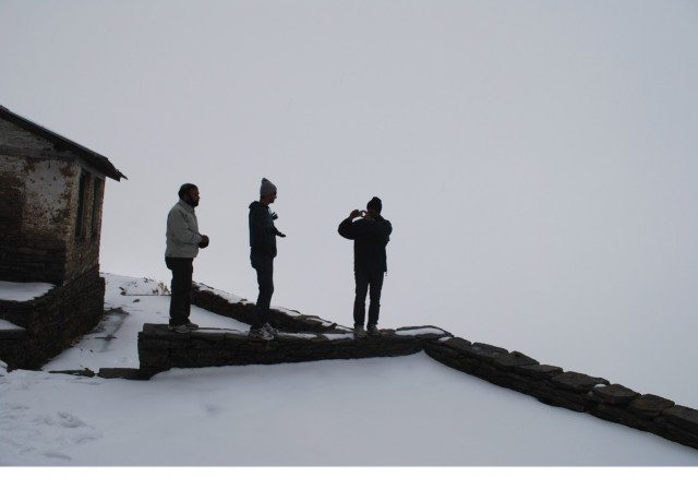 एक और फोटो।