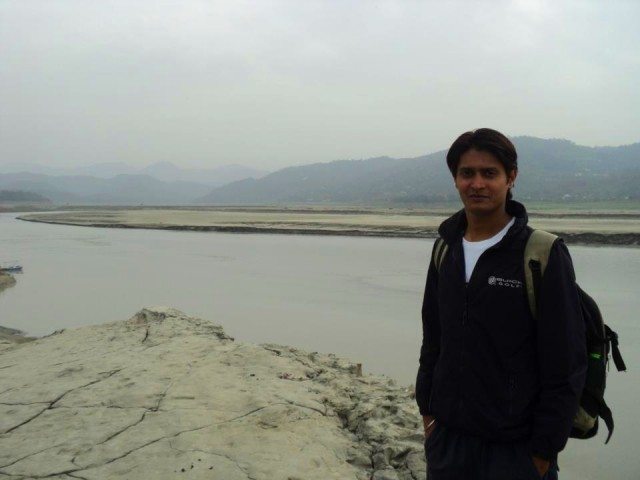 On the bank of Gobind Sagar Lake…