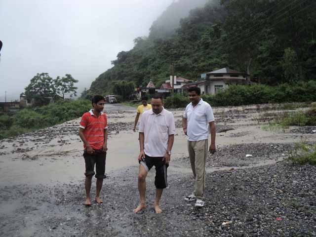 मौका नहीं छोड़ेगे