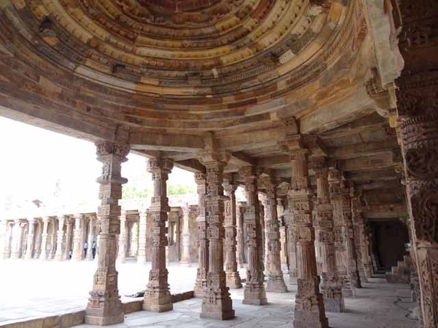 Quwwat-al-Islam - Magnificent Dome and Pillars in East Colonnade