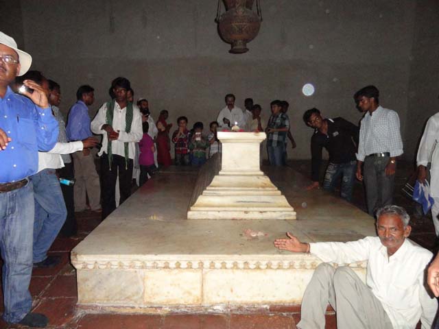 अकबर की कब्र का दृश्य