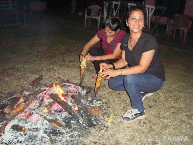 when was the last time you roasted your bhutta on coal fire