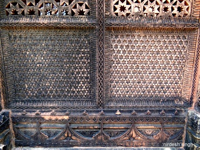 Chanderi - Mitsubishi Screen Panel at Nizamuddin Mazar