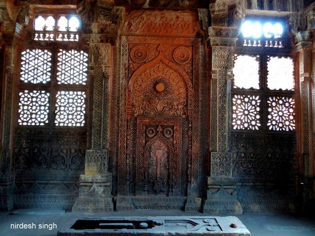 Nizamuddin Mazar at Chanderi - A Carved Mihrab