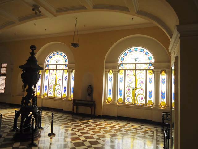 महल के अंदर गैलरी 