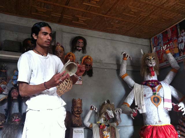 Explaining the working of a mask 