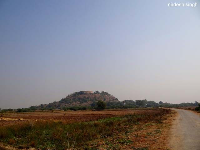 Mitawali - Approach Road from Padhawali