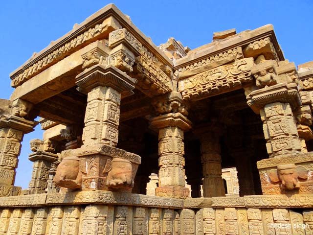 Padawali Temple - Hiding its Treasure of Sculpture