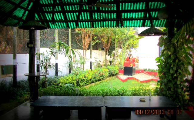 Sitting area in the lawn