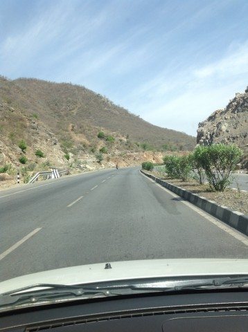 No one in sight on the way to Mount Abu