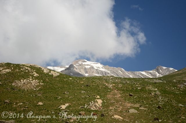 View of the opposite side of Sheshnag Lake