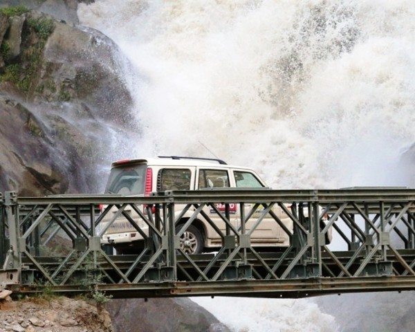 The enormity of the gushing Pangi Nallah