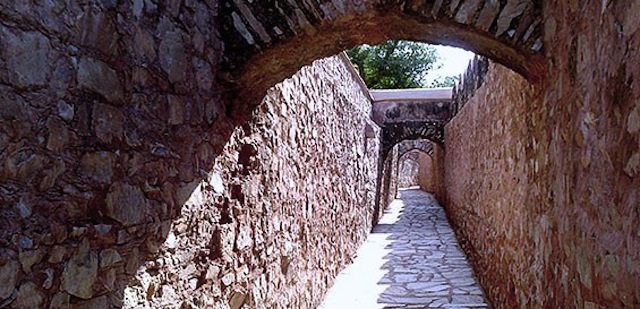 Secret Tunnel From Amer to Jai Garh Fort.