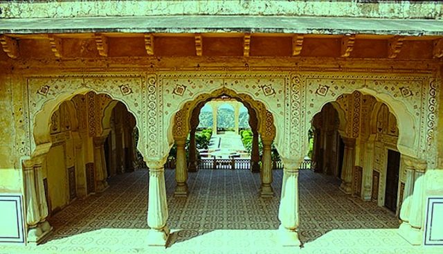 Aaram Mandir, Jaigarh fort