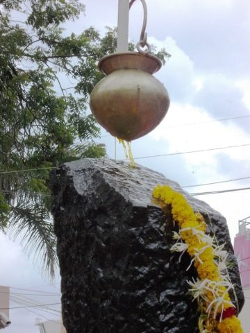 Mustard oil is continuously poured on Shila