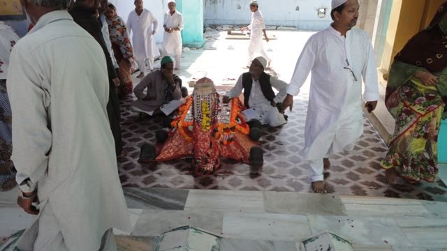 : Grave of the horse