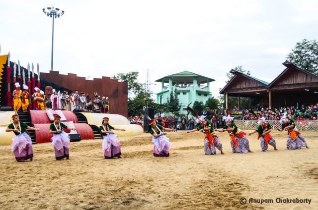Rope Pulling shown in Dance move
