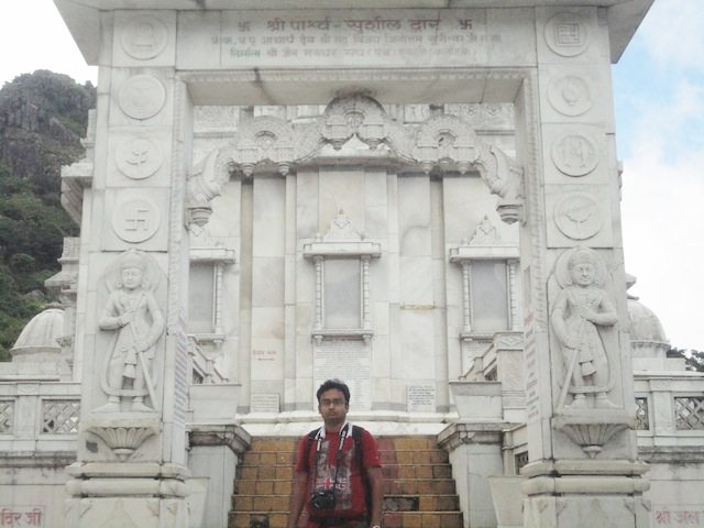 Rajat in front of “Parshwa Sushil Dwar”of Jal Mandir