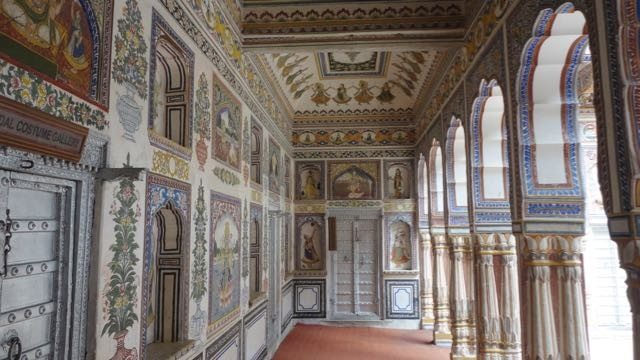 Beautifully Painted enclosure