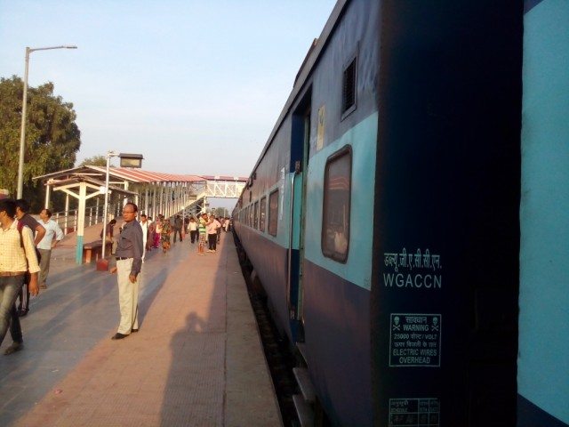 ब्रह्माकुमारी  आश्रम  की यात्रा व आध्यात्मिक ज्ञान  के पल….!