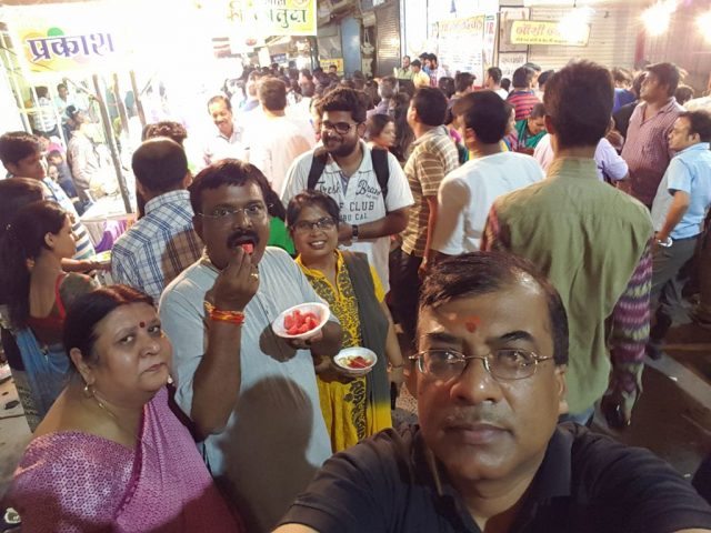 सर्राफ़ा की गलियों में खाने आ आनंद