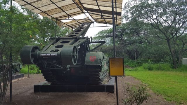 चर्चिल ब्रिज लेयर